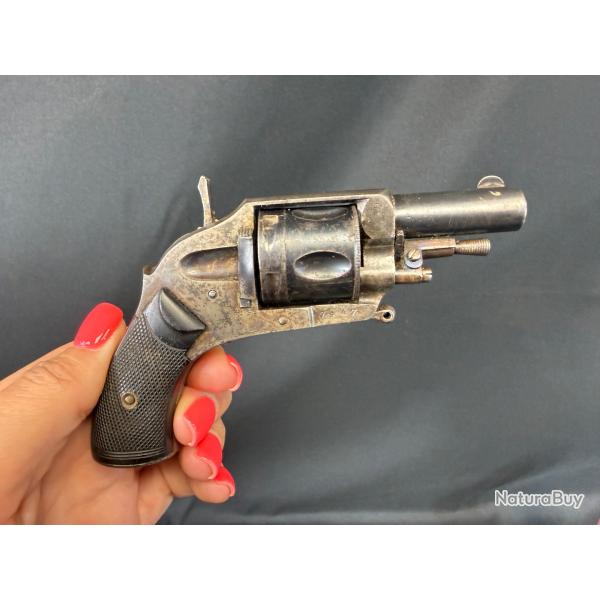 BULLGOG calibre 320 num�ro de s�rie 7947