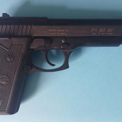 Pistolet Taurus PT-92 AF 9x19