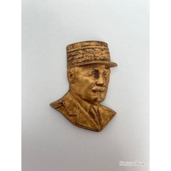 BROCHE M�TAL DOR� MAR�CHAL PETAIN