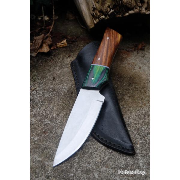 Couteau de Chasse Skinner Lame Drop Point Acier Carbone 1055 Satin Manche Bois Etui Fabri Artisanale