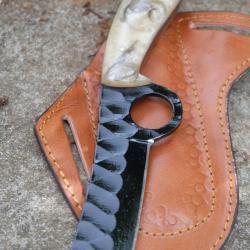 Couteau Skinner Lame Rasoir Acier Carbone 1055 Black Manche R&eacute;sine Beau Etui Cuir Fabric Artisanale