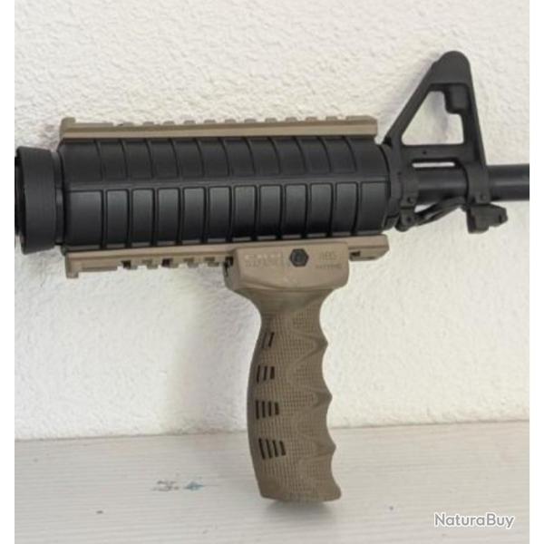 Poign�e garde main ainsi que 2 rails picatinny pour MP15