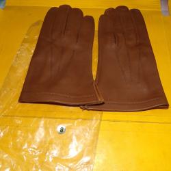 PAIRE DE GANT EN CUIR MARRON CLAIR DE L' ARMEE FRANCAISE , TAILLE 8 FABRICATION MADE IN FRANCE GANTE