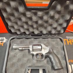 SMITH & WESSON MOD : 64 INOX CAL. 38 SP/WC EN TRES BON ETAT/// CANON DE 4 POUCES