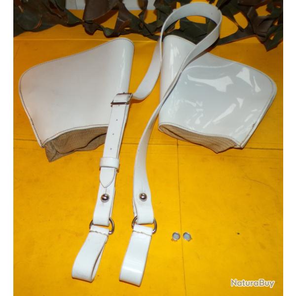 BAUDRIER BLANC AVEC UNE PAIRE DE CRISPINS DES MOTARDS DE LA GENDARMERIE NATIONALE  , BON ETAT VOIR P