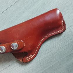 &Eacute;tui cuir droitier pour Revolver SENTINEL M29 made in france? Frabicant??? Pour mod&egrave;le de revolver ?
