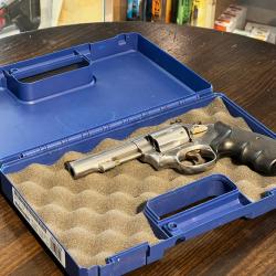 Revolver SMITH & WESSON Mod. 67 '38 COMBAT'