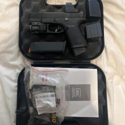 Glock 19 MOS GEN 5 FS &eacute;quip&eacute;e TLR-8 , d&eacute;tente TIMNEY , viseur OLIGHT