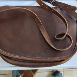 SACOCHE A CARTOUCHES EN VERITABLE CUIR