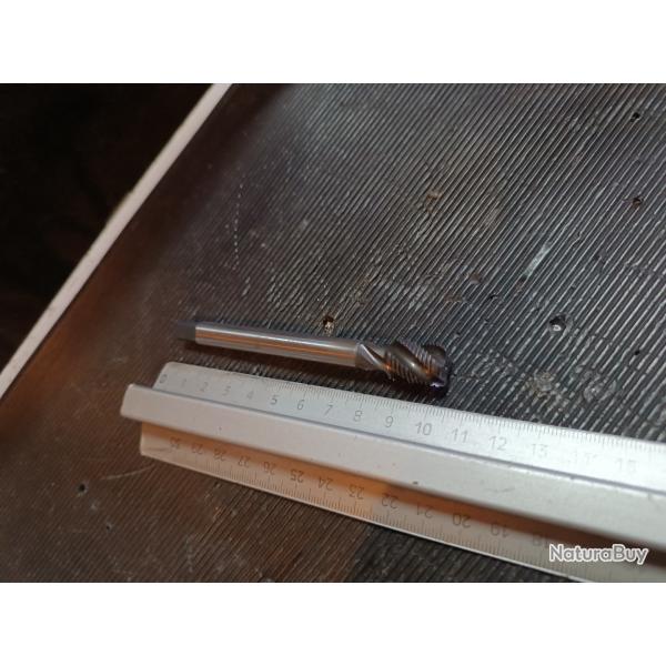 Taraud 1/2x20 unf  professionnel Walter prototyp paradur sp�cial inox  mod�rateur etc