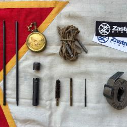 Sangle et accessoires d'entretien d'origine pour le fusil Yougoslave ZASTAVA M76 / JNA / SERBIE