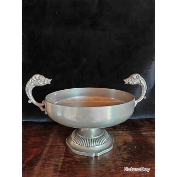 Coupe bourguignonne, anses t�tes de sanglier Etain du Manoir France