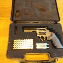 Dan Wesson 715 grey 4.5 bbs