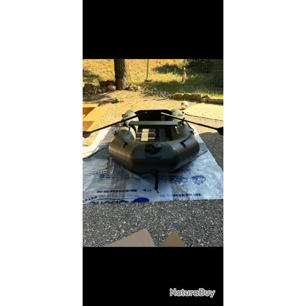 Bateau Frazer kroko 260 tout �quip�