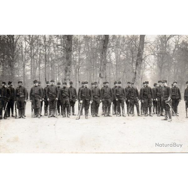 Carte Postale Ancienne - Soldats en Uniforme -N�8321