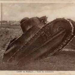 Carte Postale Ancienne - Camp de Mailly - Tank en manoeuvre -N&deg;8328