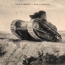 Carte postale - Tank en manoeuvre -N&deg;8331