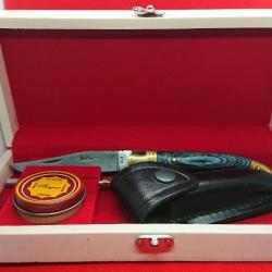 - COFFRET CADEAU - BOIS BLEU