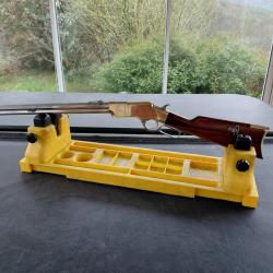 CARABINE UBERTI 1860 HENRY Calibre 44.40 winchester
