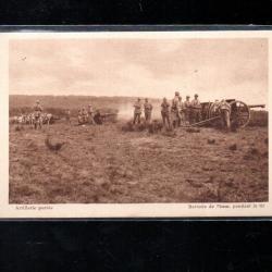 batterie de 75 pendant le tir artillerie port&eacute;e , artillerie camp de mailly