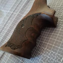 POIGNEE BOIS POUR TAURUS
