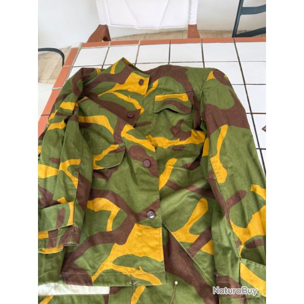 Rare tenue de Sniper Yougoslave M68 . Compl�te et neuve.