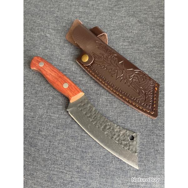 Couteau neuf incurv� avec �tui
