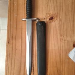 Ba&iuml;onnette fass 57