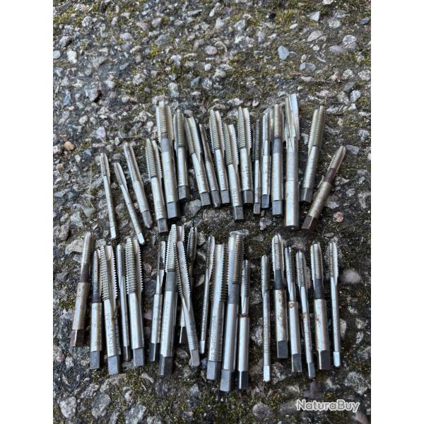 Lot taraud fond stock tiroir armurerie armurier
