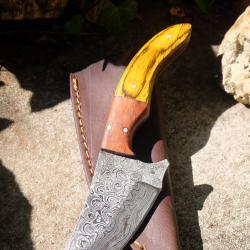 Couteau Skinner Damas Lame Upswept Acier 256 Couches Manche 2 Bois Etui Cuir Fabric Artisanale