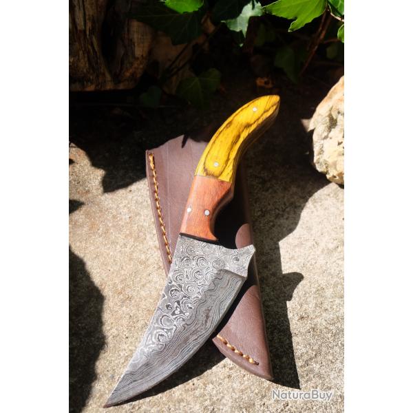Couteau Skinner Damas Lame Upswept Acier 256 Couches Manche 2 Bois Etui Cuir Fabric Artisanale