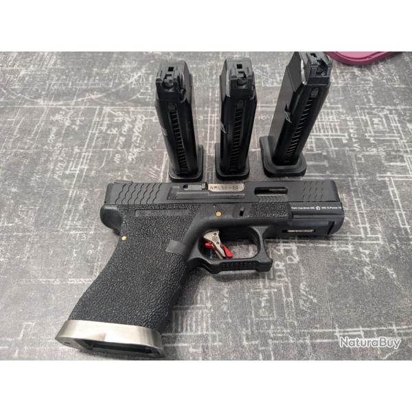 G19 G force We black/silver upgrade maple leaf