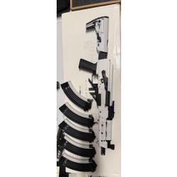 Ak ebbr White storm Tokyo Maru&iuml;