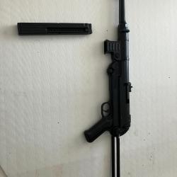 MP40 22LR avec malette de transport