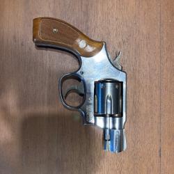 SMITH & WESSON mod&egrave;le model 64 "MILITARY & POLICE"