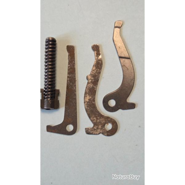 deux rare leviers �querres pour pistolet Le Francais 6,35 mod�le inconnu.