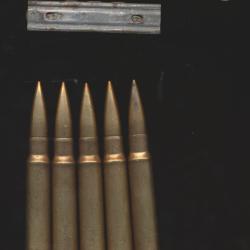 5948B UN CLIP COMPLET DE 7,92x57 ww2  Balle SS NEUTRA