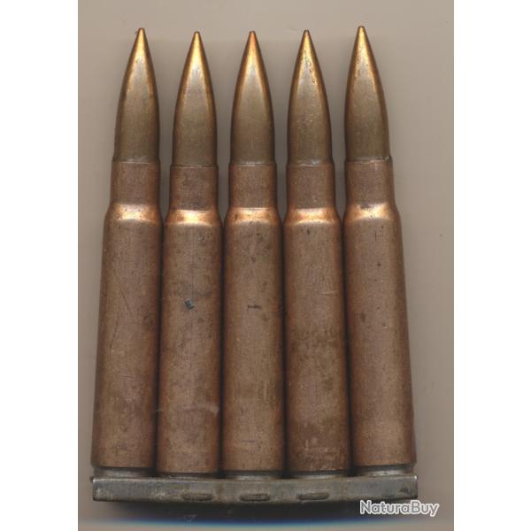5948J UN CLIP COMPLET DE 7,92x57 ww2  balle S �tui  acier cuivr� NEUTRA