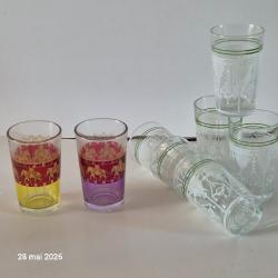 Lot de 8 verres &agrave; th&eacute; marocain traditionnels