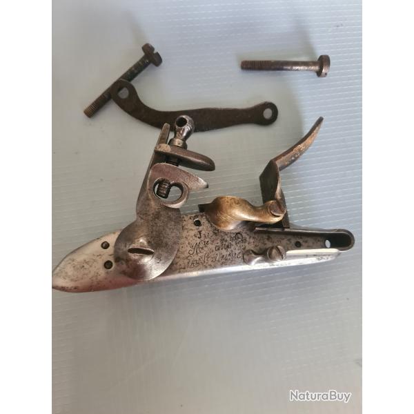 Platine reglementaire silex fusil an9 avec contreplatine et vis