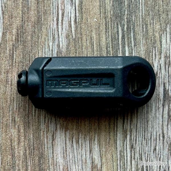Magpul - RSA (Rail Sling Attachment) QD - R�f�rence : MPL.MAG337