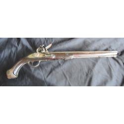 Tr&egrave;s grand pistolet d'ar&ccedil;on silex XVIII&egrave;me