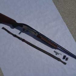 WINCHESTER Europ&eacute;an 1500 XTR, calibre 12/70, canon 71 cm, avec 2 chokes, cl&eacute; &agrave; choke et bretelle.
