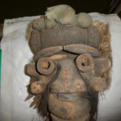 ancien masque Africain
