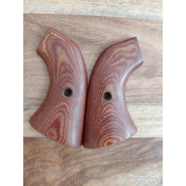 Belles plaquettes de crosse type colt 1873 SAA