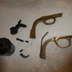 lot de pi&egrave;ces d'occasion pour revolver PN