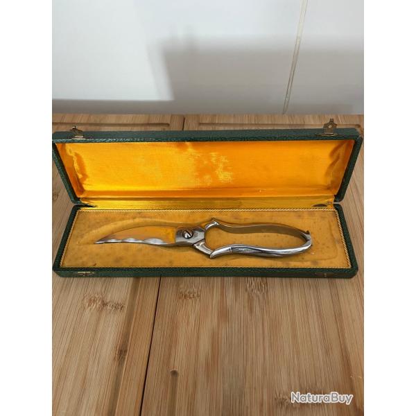 coupe volaille Nogent mod�le tulipes num�ro 122 inox ( colector )