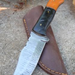 Couteau Skinner Lame Acier Damas 256 Couches Manche Corne & R&eacute;sine Etui Cuir Fab Artisanale