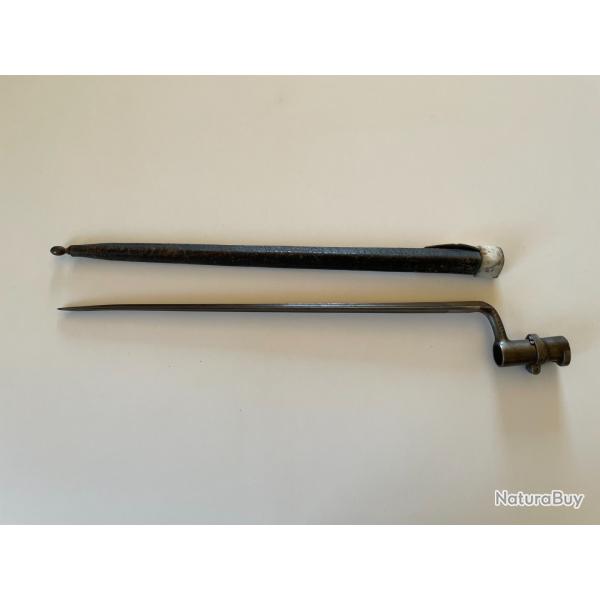 Ba�onnette � douille avec fourreau