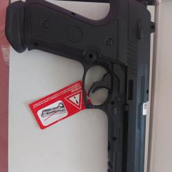 Arme de poing Pistolet CO2 - 20 Joules LTL